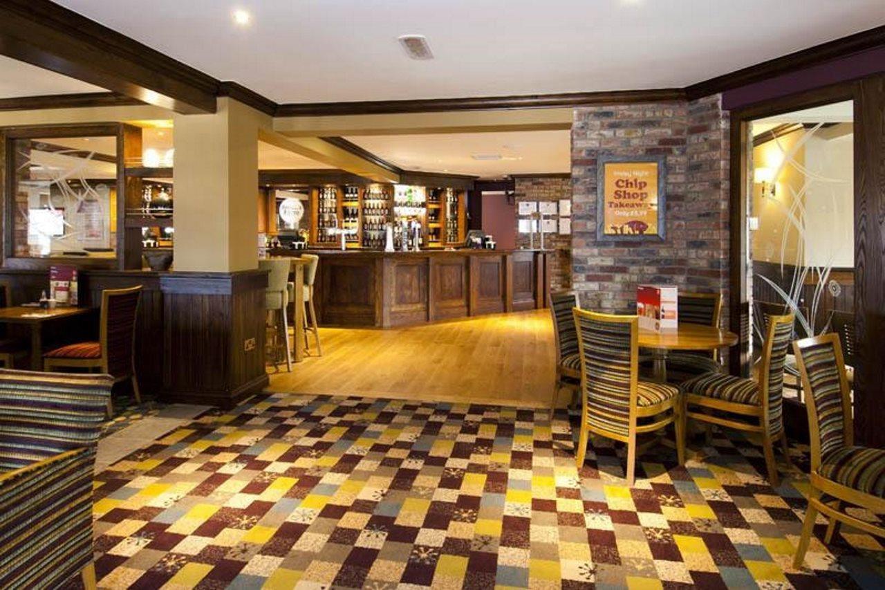 Premier Inn Μπίσεστερ Εξωτερικό φωτογραφία